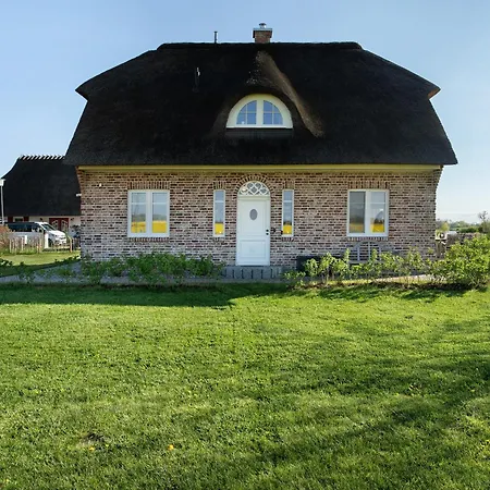 Meerzeit Holiday home *