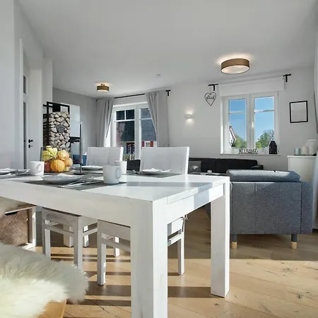 Meerzeit Holiday home *
